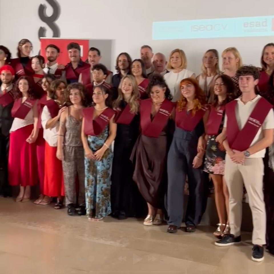 Graduación promoción 2021-2025 de la ESAD València